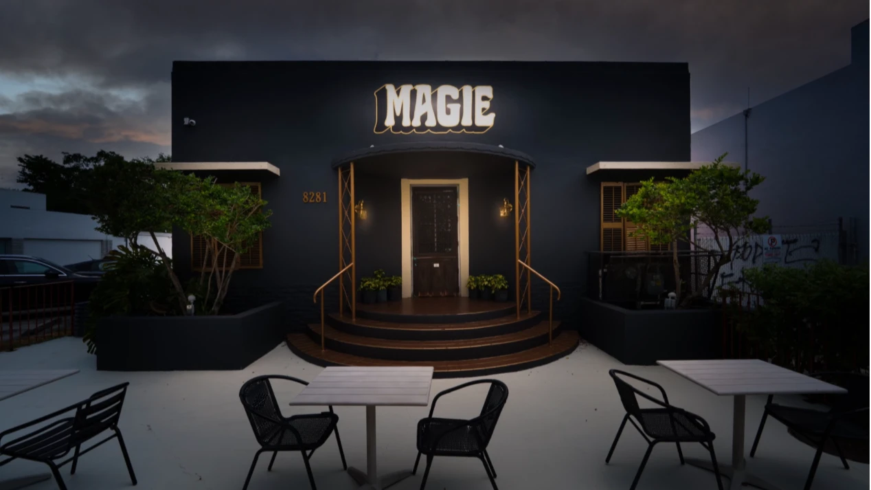 Magie Wine Bar Marks 2-Year Anniversary with Outdoor Wine, Art & Food Celebration in Little River