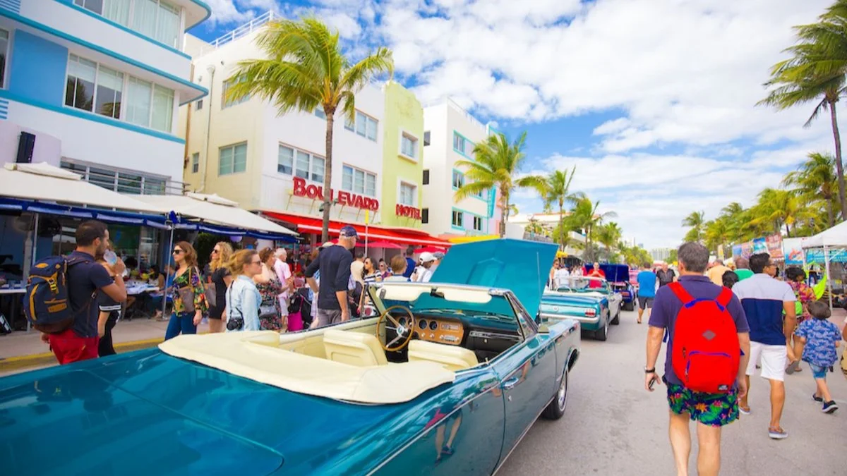 Art Deco Weekend