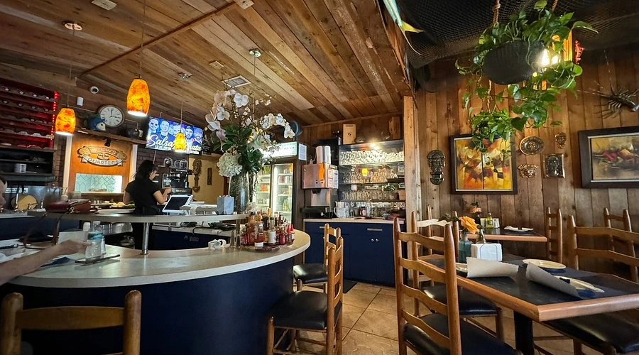 Salmon & Salmon Restaurant