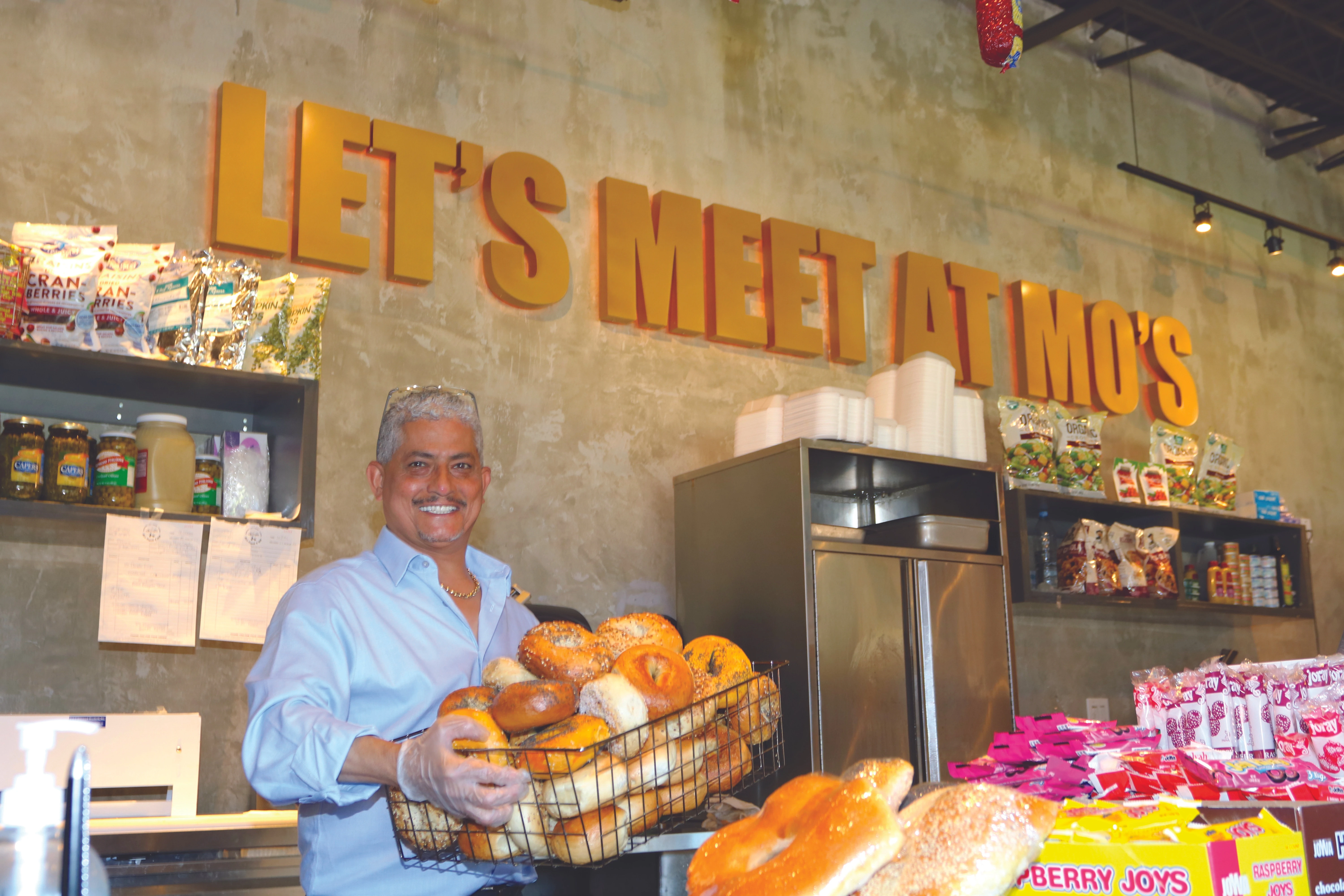 Mo's Bagels & Deli